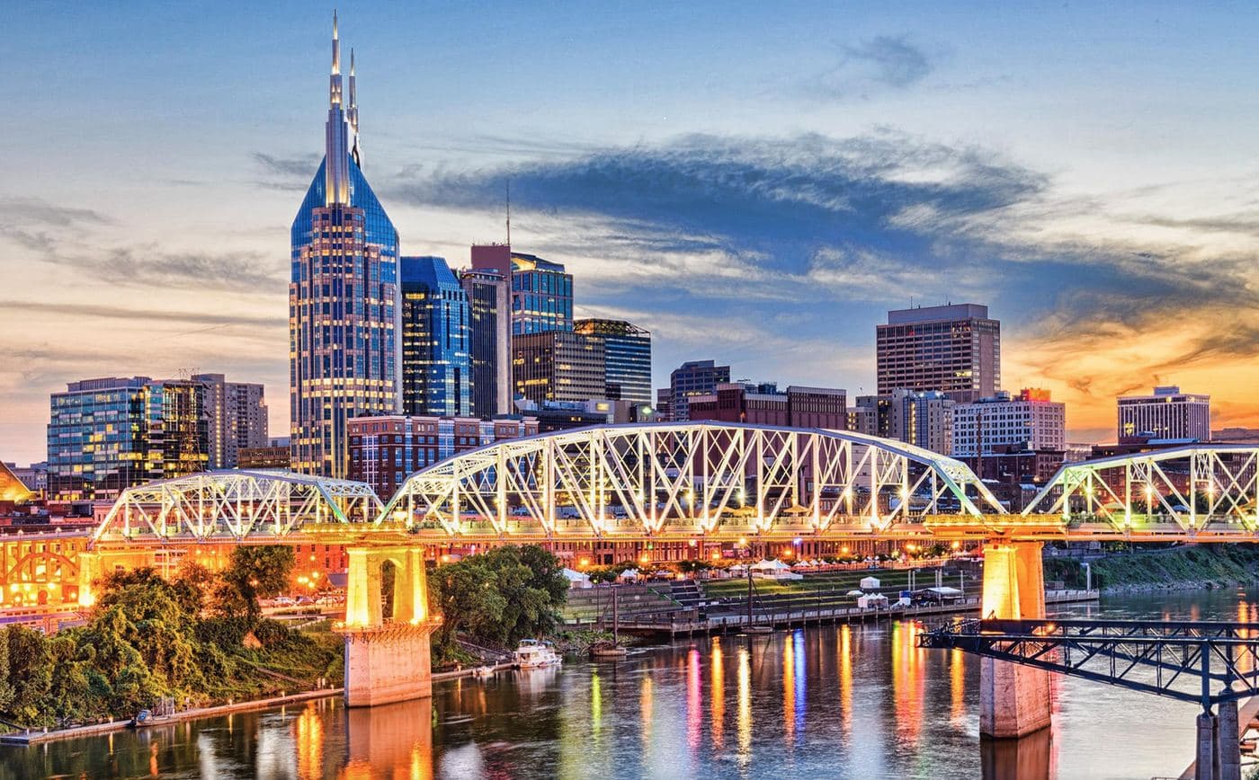 The Nashville skyline at dusk